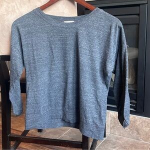 Freeloader Grey Speckled 3/4 Length Sleeve Cottom Blend Lightweight Top. Small